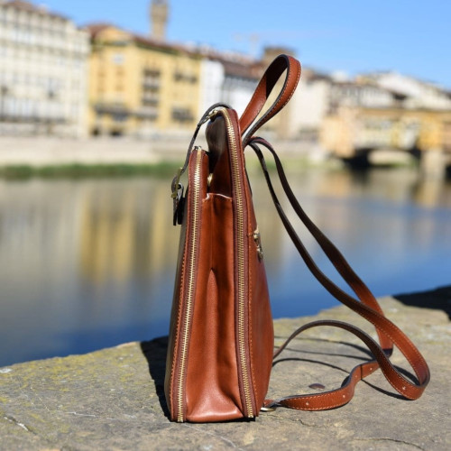 Leather backpack made of vegetable tanned leather